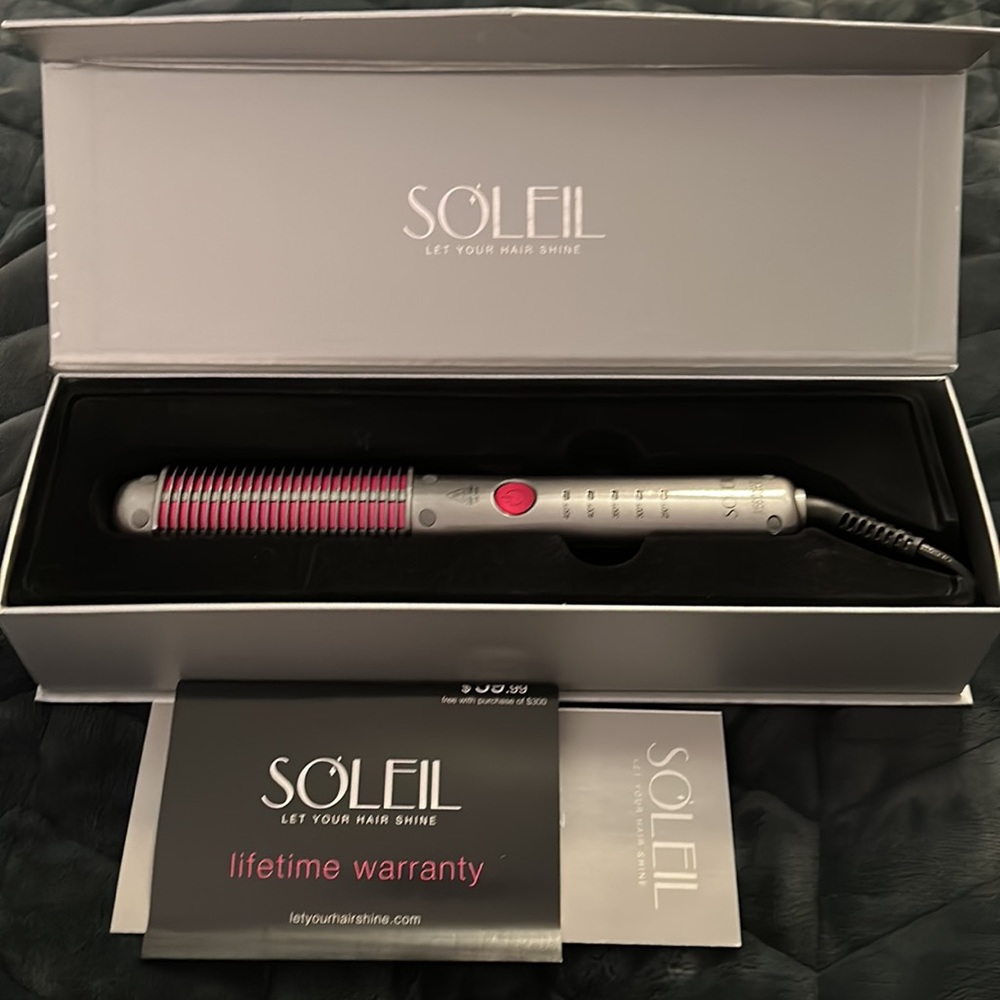 NWOT Soleil Styling Comb Silver & Pink